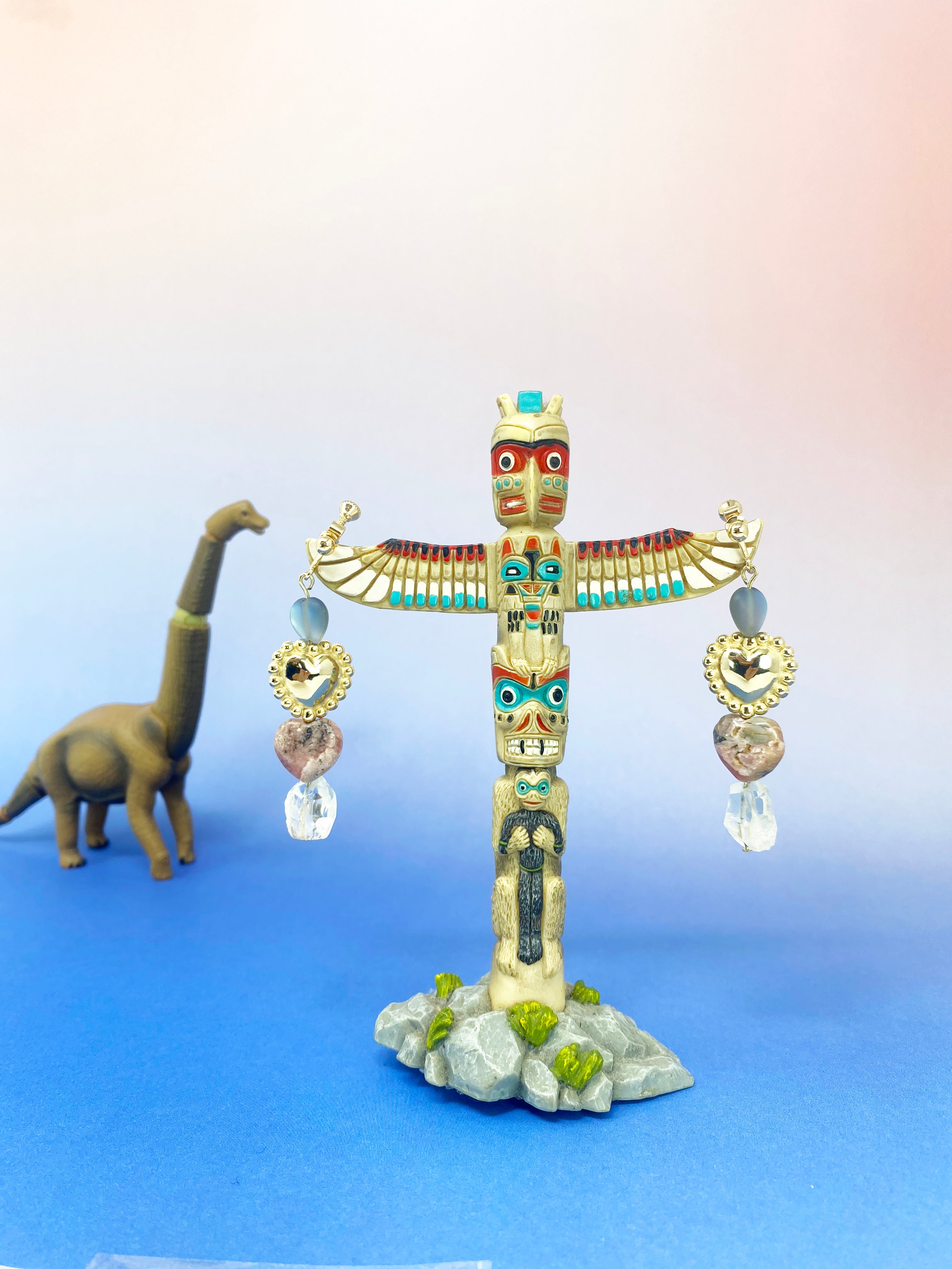Mexican amulet na triple heart na hikaw