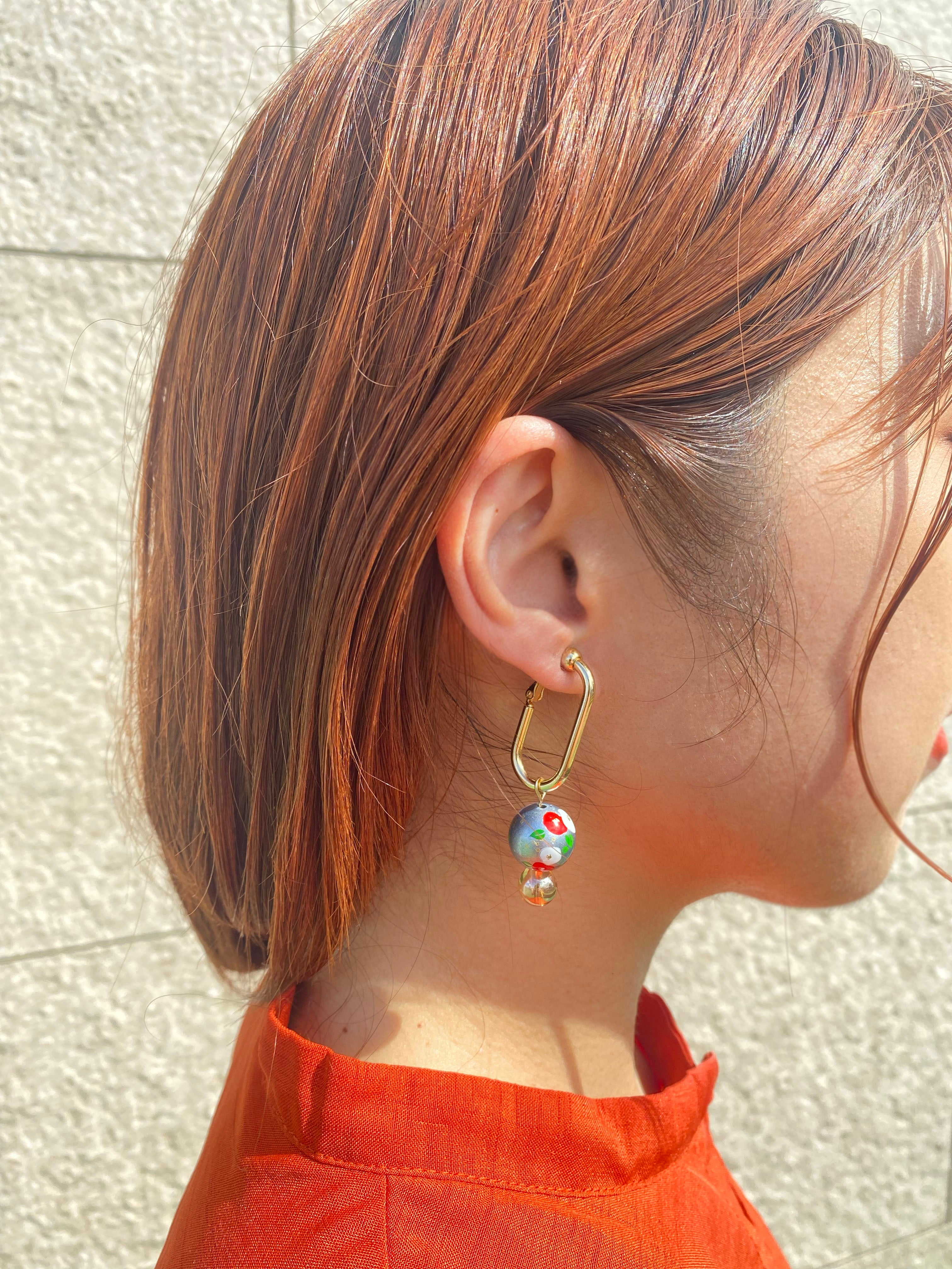 일본 동백 ​​무늬 아시메 귀걸이