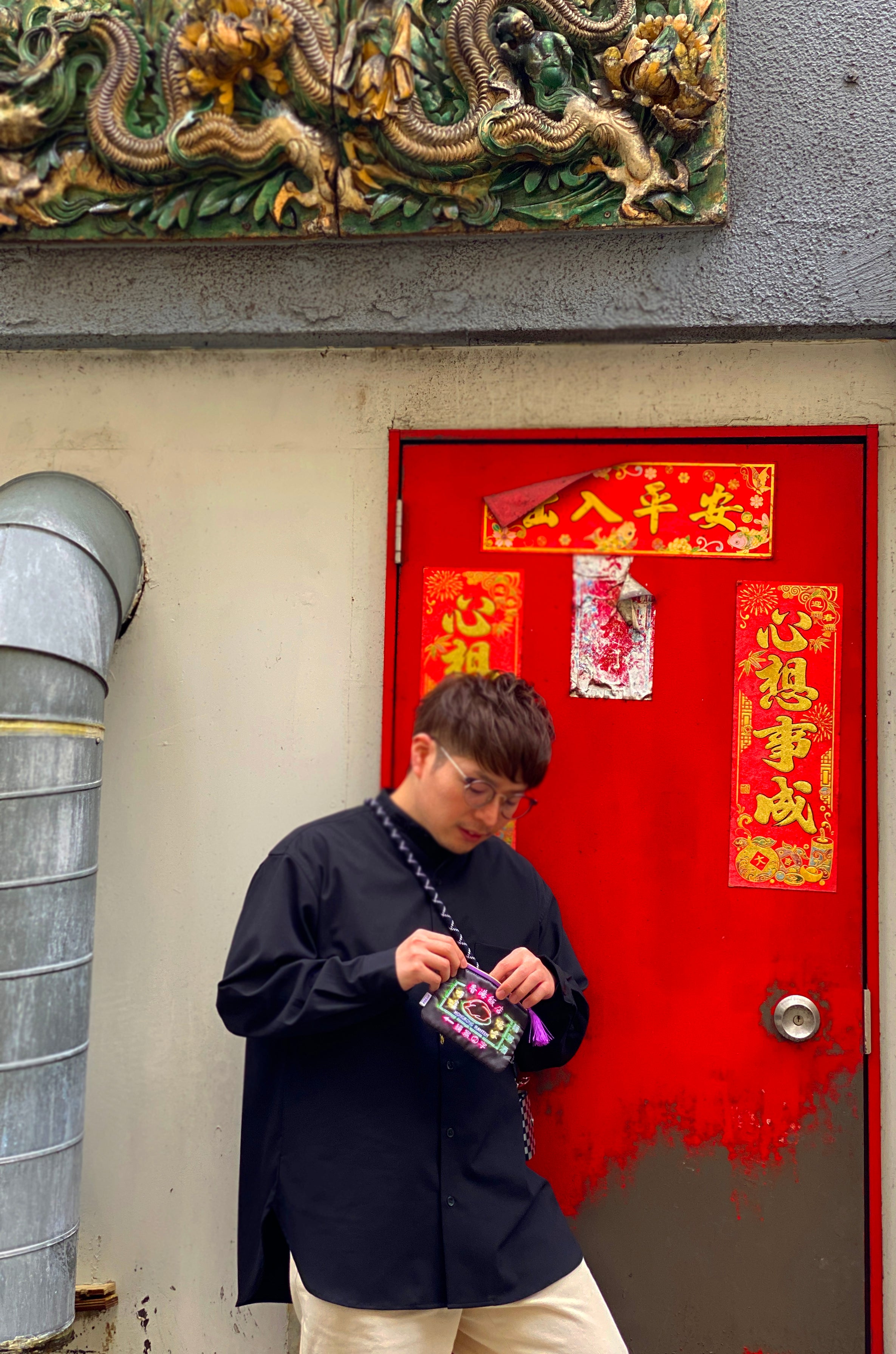 túi đựng khăn giấy neon Hồng Kông